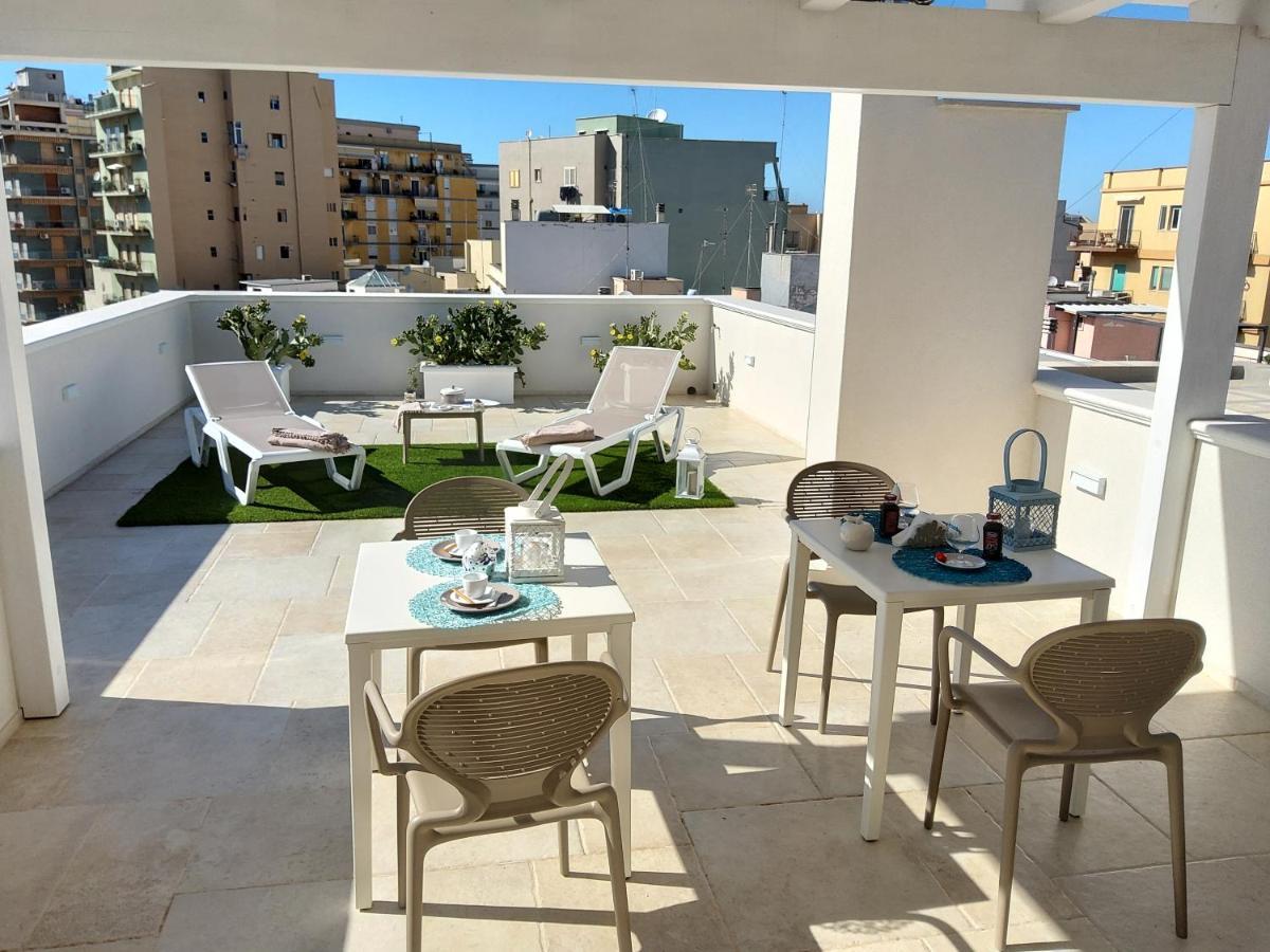 Romantic Suite Monopoli Bagian luar foto