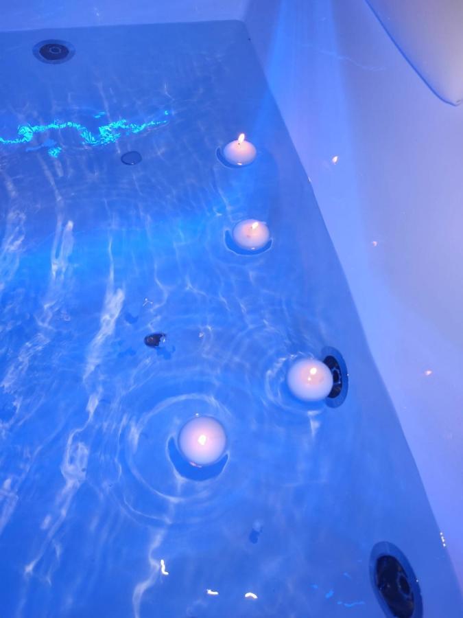 Romantic Suite Monopoli Bagian luar foto