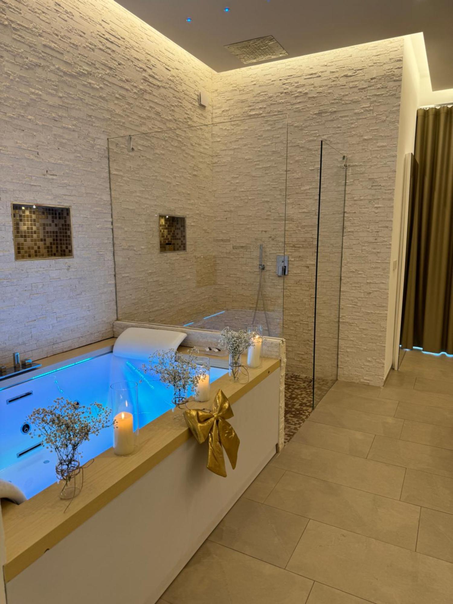 Romantic Suite Monopoli Bagian luar foto